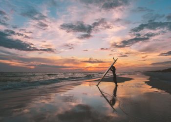 Pros And Cons Of Living By The Beach