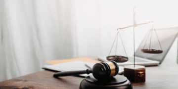 Litigation Lawyer Singapore: How to Choose the Right Legal Expert