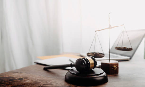 Litigation Lawyer Singapore: How to Choose the Right Legal Expert